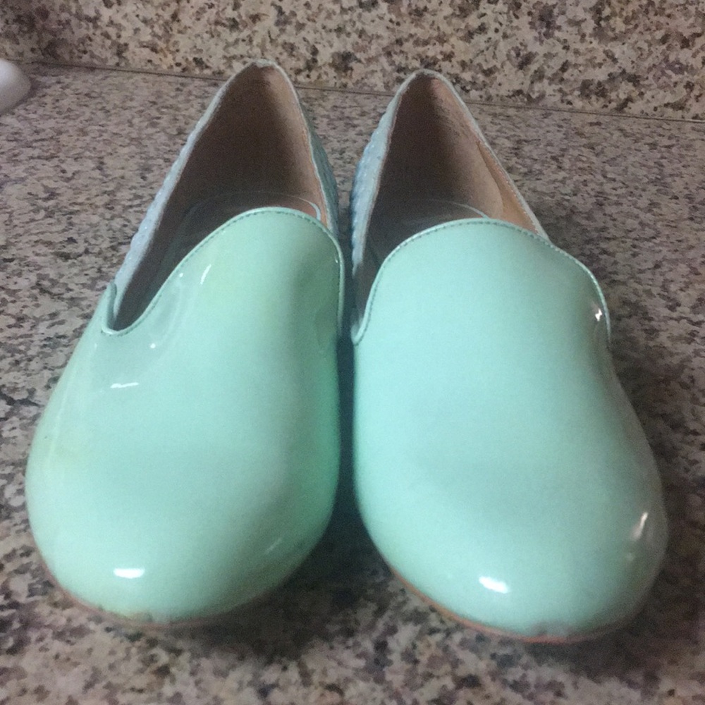 Kelsi Dagger Mint Green Loafers new - Picture 2 of 4